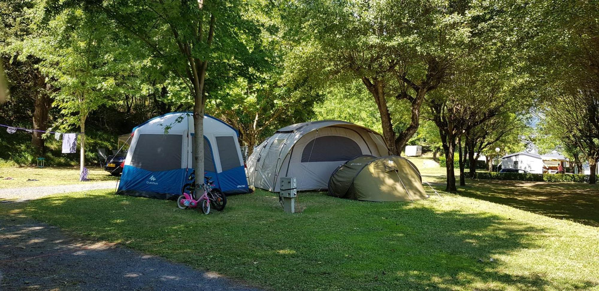 Camping Familial - Parc Aquatique - Grande Aire De Jeux A La Montagne Agos-Vidalos Luaran gambar
